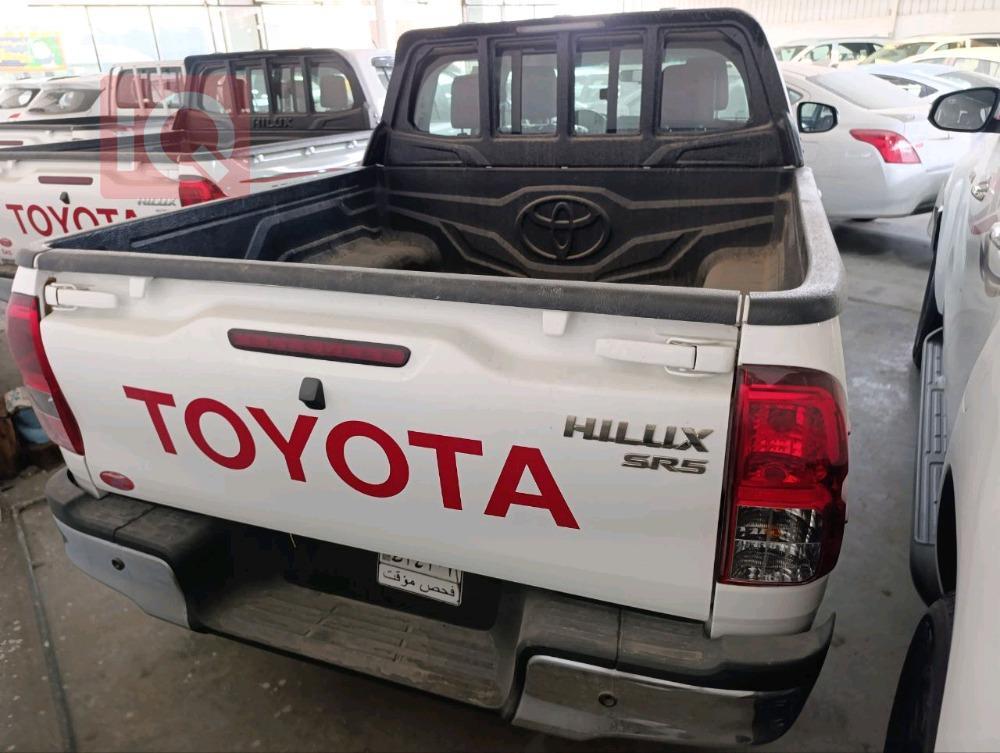 تويوتا هايلوكس